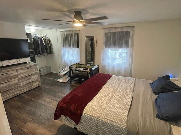 2nd image of 2038 Stanley Ct