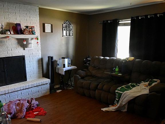 5th image of 2629 N Windsor Pl