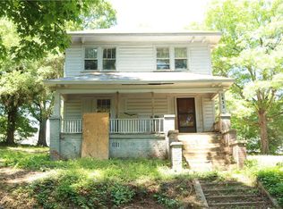 1433 Larkin St, High Point, NC 27262