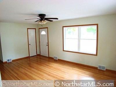 3rd image of 1706 Hollywood Ave NE
