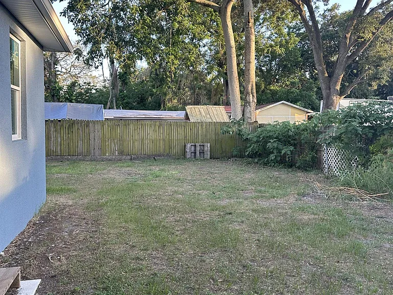 8924 N Highland Ave — Photo 39