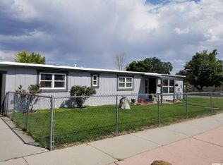 8525 S Coachman Way, West Jordan, UT 84088