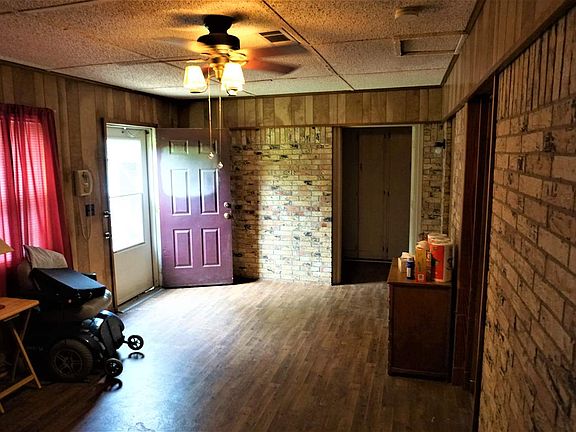 3rd image of 515 County Road 1103