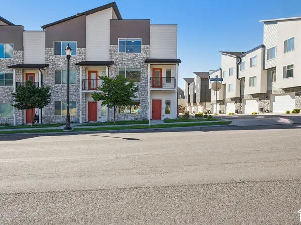 3108 N Bend Ln, Layton, UT 84040
