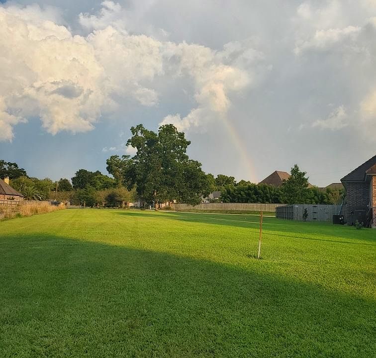 1st image of 110 Bridge Creek Cv