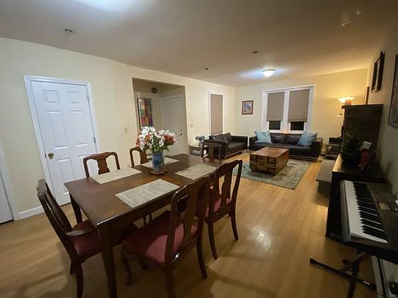 2nd image of 18 Francis St
