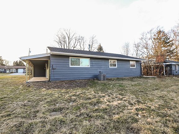 5th image of 3480 Ivanhoe Dr
