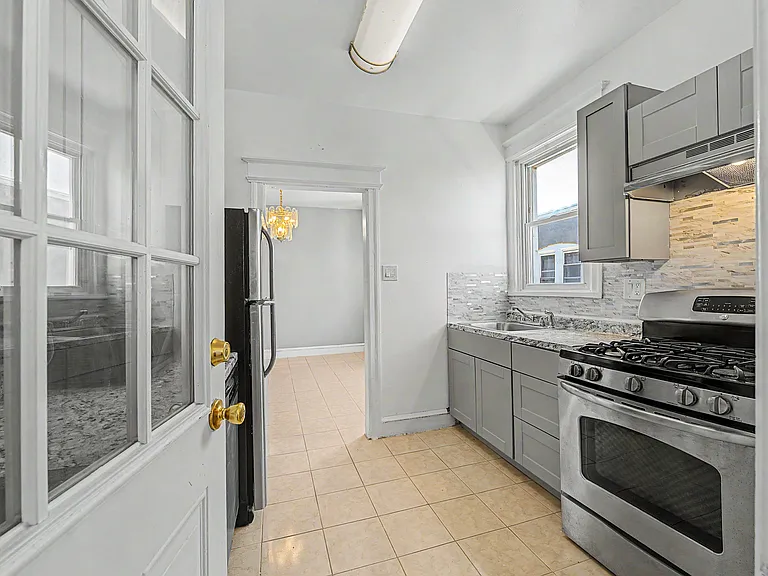 121 N Kingston Ave #2 — Photo 7