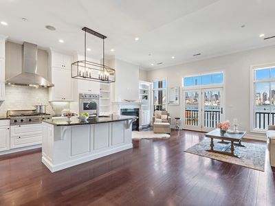 23 Regency Pl #23, Weehawken, NJ, 07086