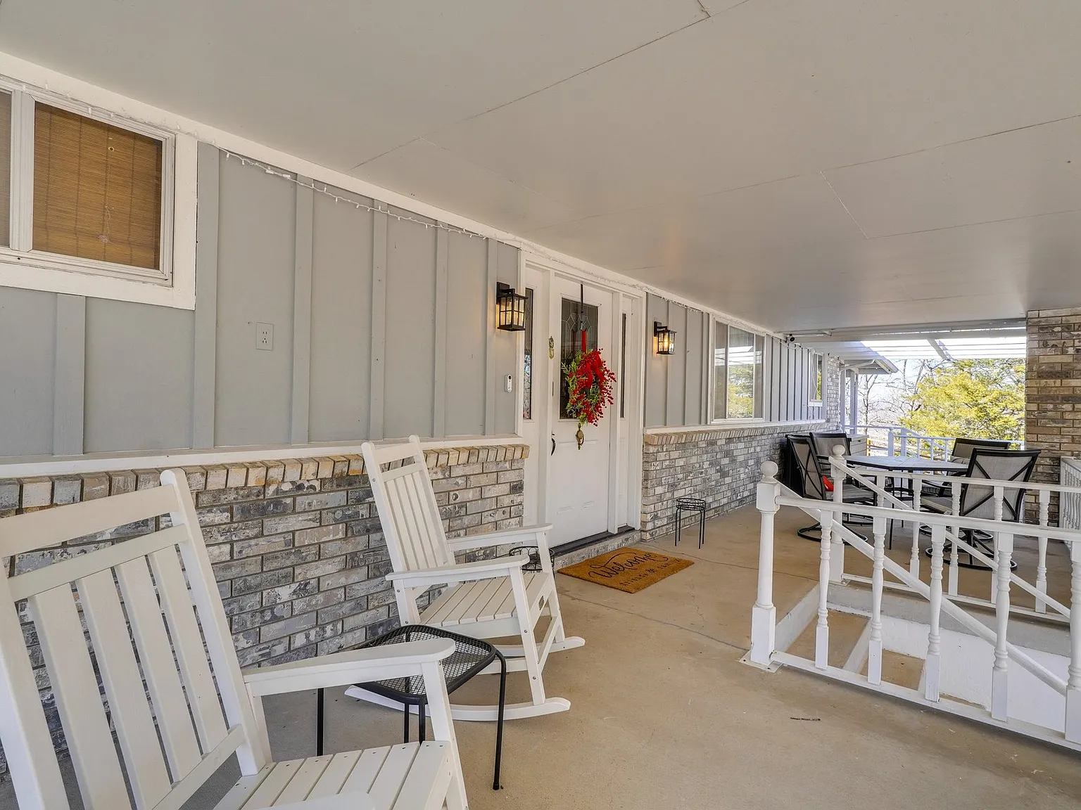 4 bed, 3880 sqft, $2,900 — Photo 2