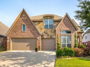 12825 Parade Grounds Ln, Fort Worth, TX 76244