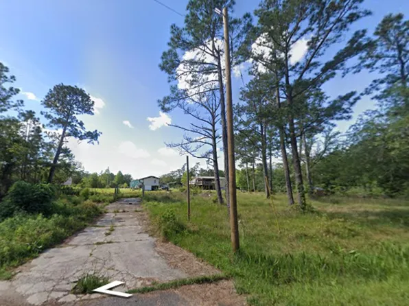 10012 Eden St #13, Bay Saint Louis, MS 39520
