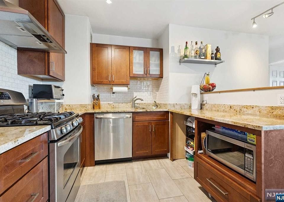 1st image of 2077 Center Ave APT 15F