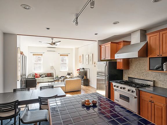 4th image of 105 Butler St #3EF