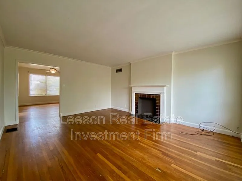 Building Photo - 2717 Fairfield Ave
