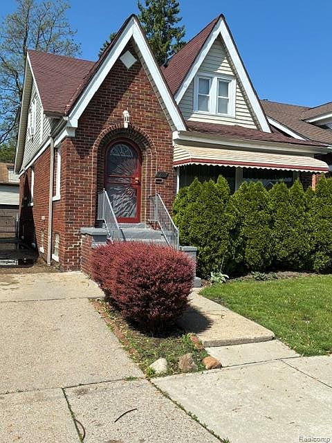 Fix & Flip SFH in Detroit, MI 48215 – $149,000 — exterior photo