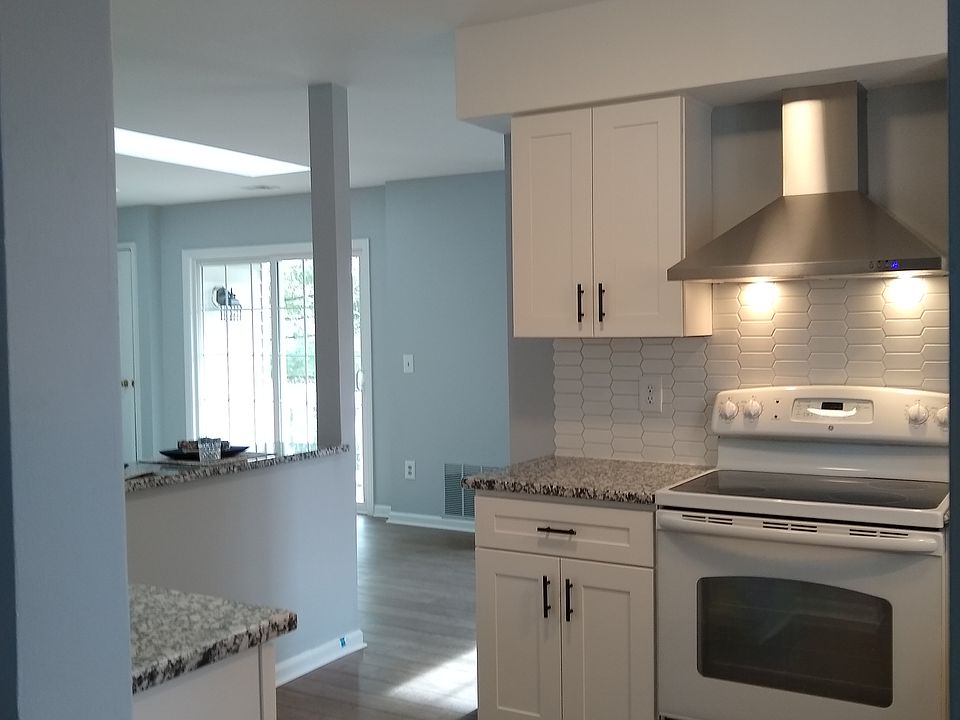 Kitchen entrance