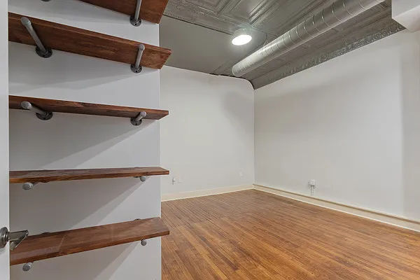 321 S Salina St #403 — Photo 9