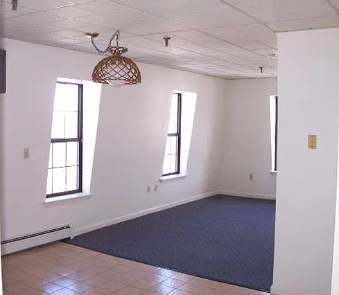 23 Sterling St #16