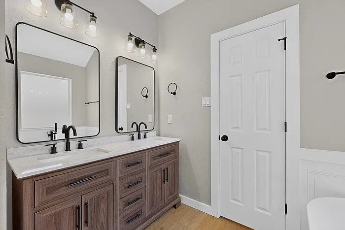 9881 Cambridge Dr — Photo 24