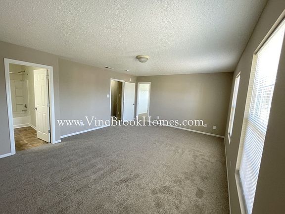 5th image of 3533 Brandenburg Blvd