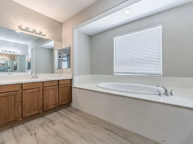 146 Augusta Course Ave — Photo 17