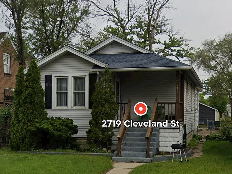 Cleveland St — Photo 1