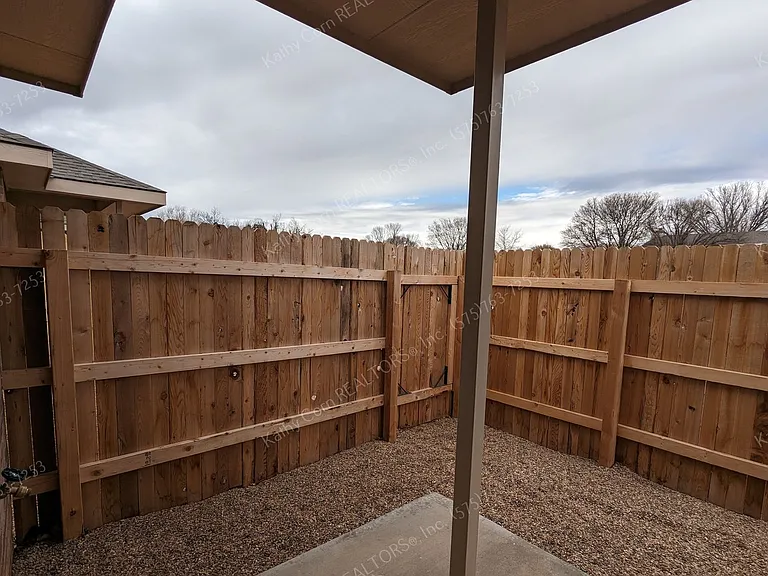 2031 Janeway St #M-N — Photo 18
