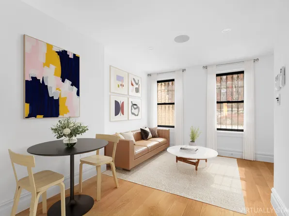 527 Quincy Street image 1 of 7