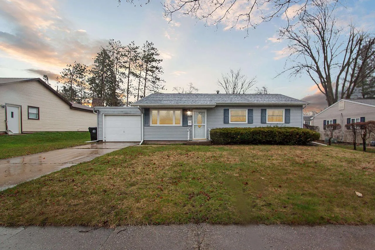 1757 Sun Valley Drive photo 1
