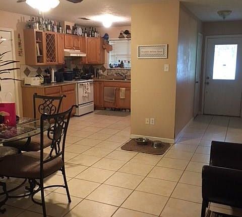 3rd image of 1837 Dolphin Dr