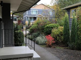 25 SE 63rd Ave #25, Portland, OR 97215