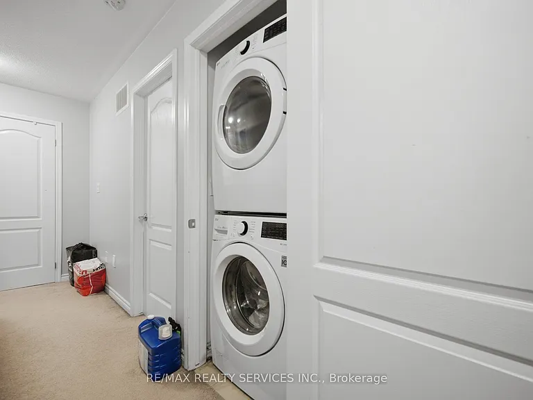 75 Benhurst Cres #UPPER — Photo 42