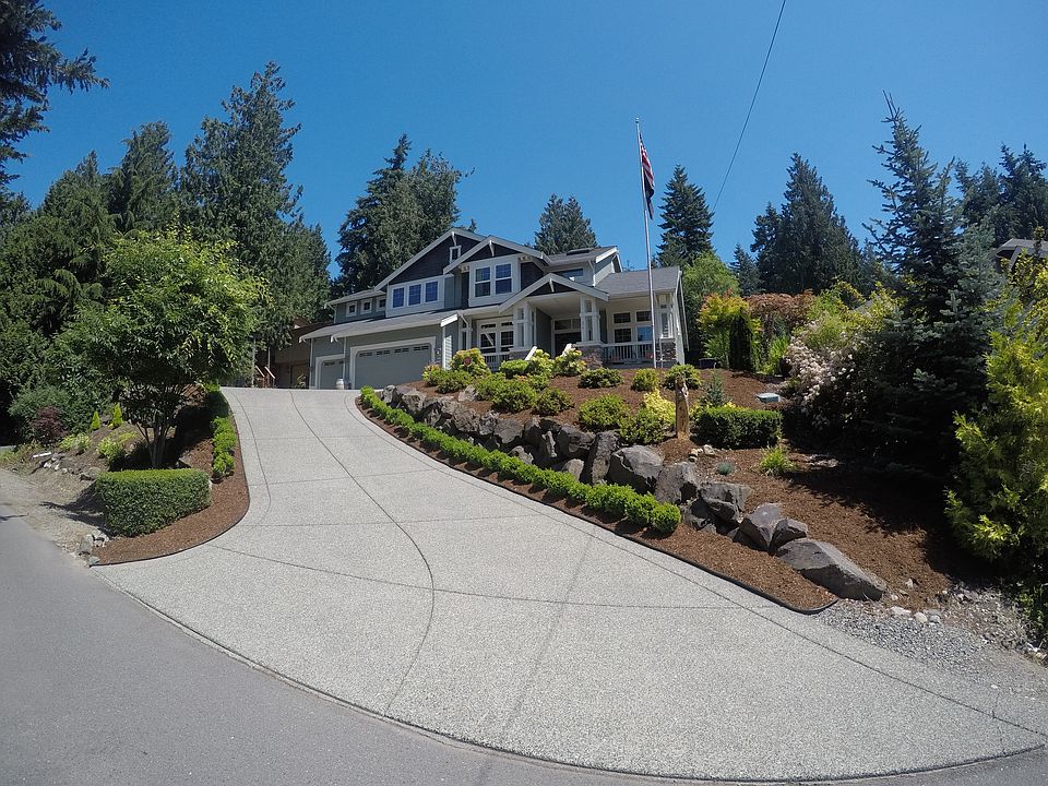 1st image of 214 210th Pl NE