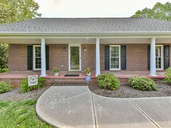 2nd image of 3411 Mull Creek Ln