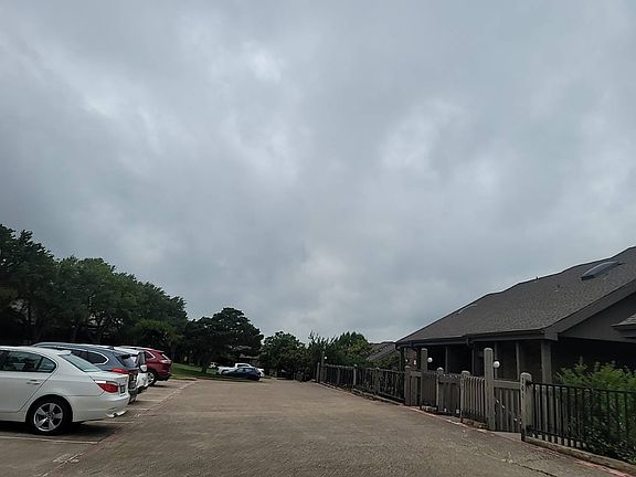 4th image of 804 Signal Ridge Pl