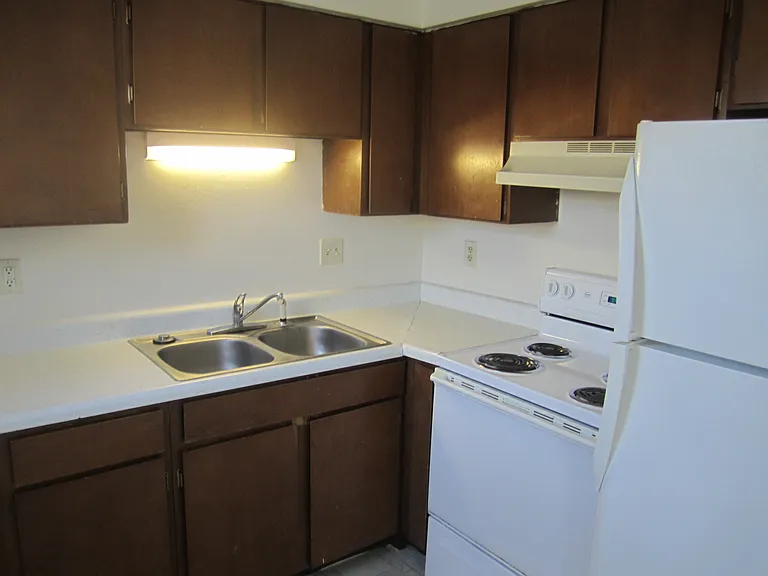 Emerton Place Townhomes — Photo 23