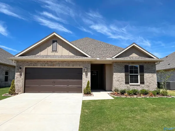 12593 Juniors Dr, Madison, AL 35756