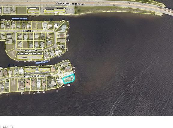 2nd image of 1697 Edith Esplanade Cpe