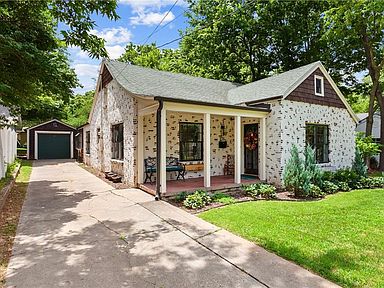 231 E Davidson St Fayetteville Ar 72701 Zillow