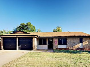 509 E Prairie View Rd, Crowley, TX 76036