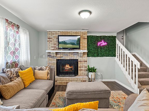 5th image of 7495 Waterwheel St