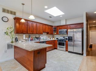 39 Wright Ave #2, Jersey City, NJ 07306
