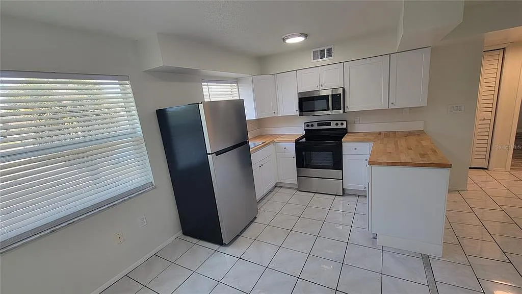 1 bed, 1.0 bath, 646 sqft, $1,400 — Photo 4