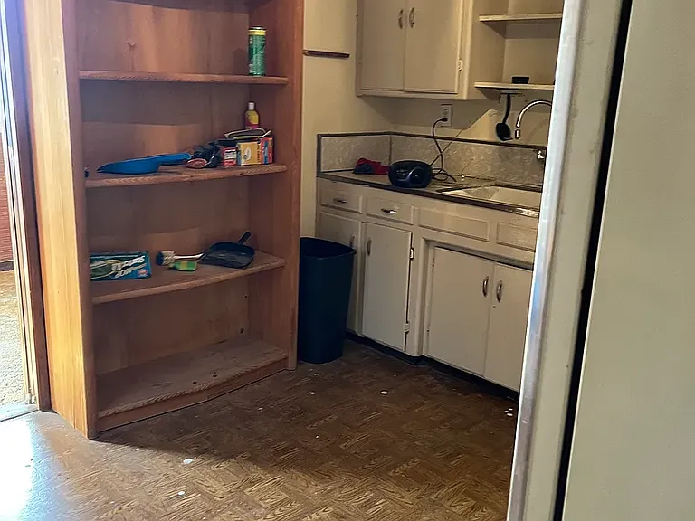 326 E Williams St — Photo 13