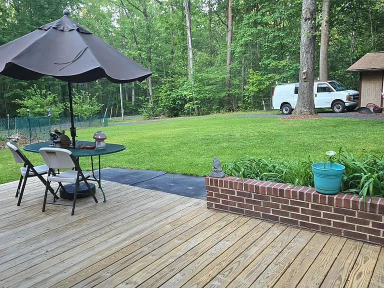 6997 Gilbeth Rd — Photo 42