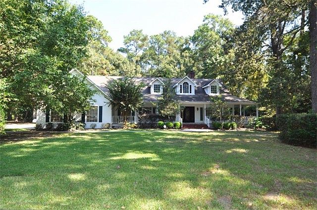 1st image of 719 Vista Del Lago Dr