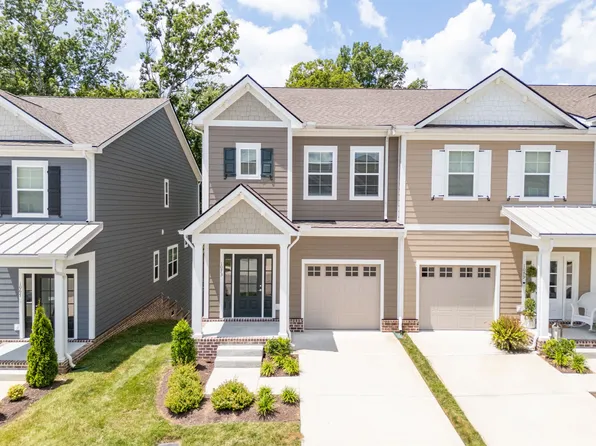 1073 Sweetleaf Dr, Franklin, TN 37064