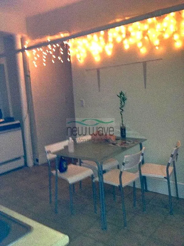 4 bed, 999 sqft, $6,800 — Photo 1