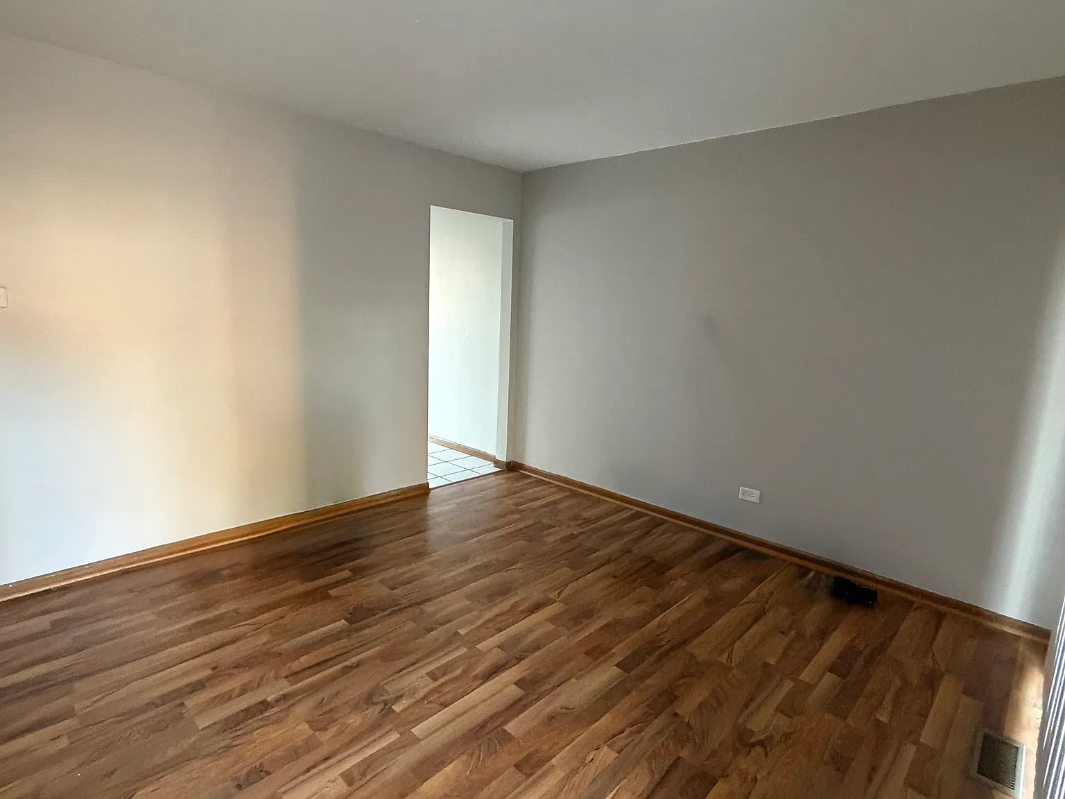 2 bed, 1100 sqft, $1,750 — Photo 4